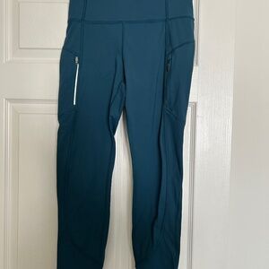 Athleta cold gear tight size S